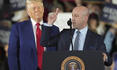2 Major Trump Legal Fights Set to Converge