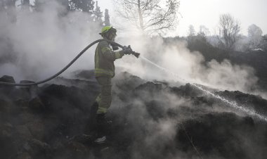 Wildfires in Israel Prompt Evacuations, Road Closures During Memorial Day