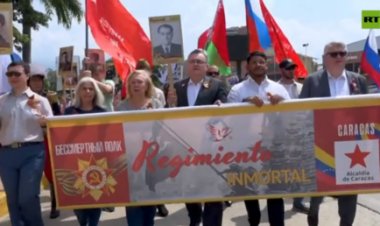 Global Immortal Regiment Marches Honor WWII Heroes