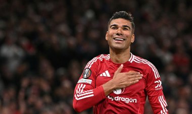 Manchester United and Tottenham Hotspur Advance to the Europa League Final