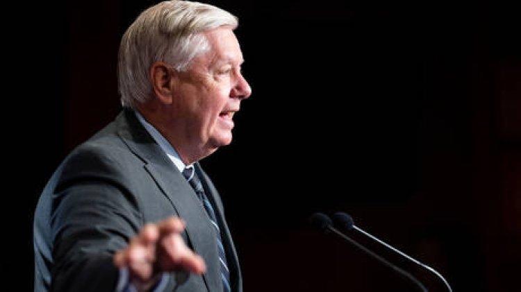 US senator warns of 'bone-crushing' sanctions against Russia