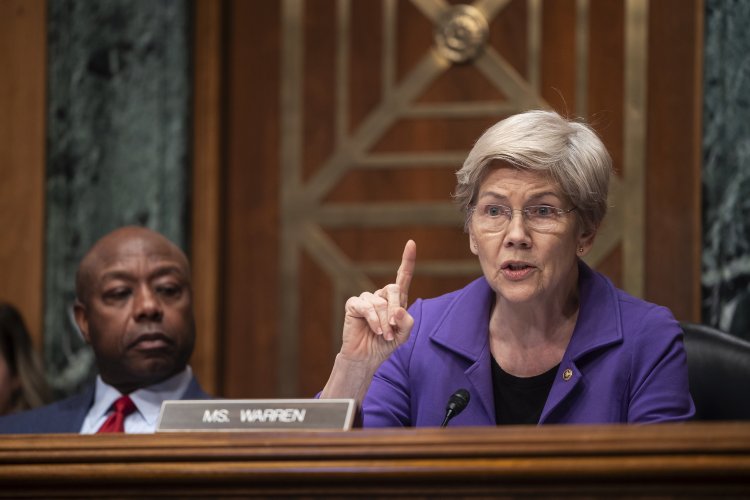 Elizabeth Warren Previously Labeled Jerome Powell as 'Dangerous.' What Explains Her Current Defense of Him?