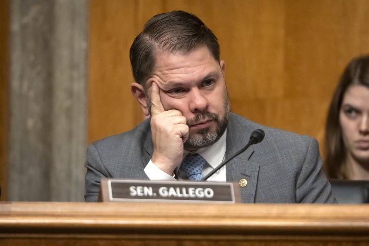 Democrats change stance to oppose Senate crypto bill