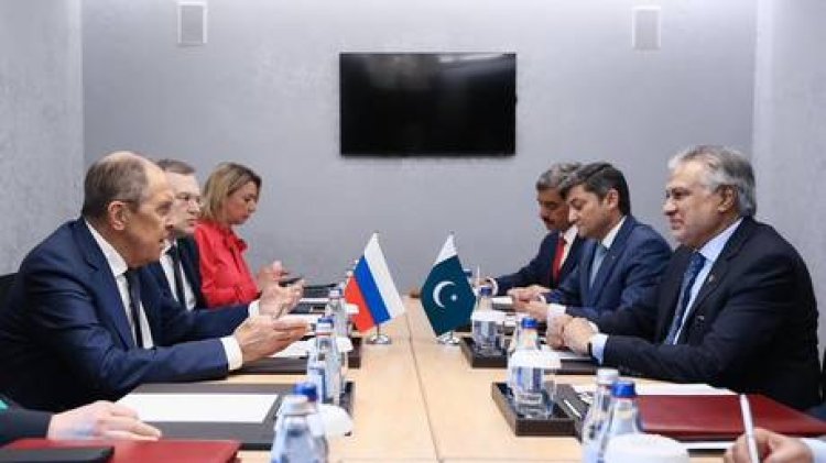 Lavrov Discusses India Tensions with Pakistan
